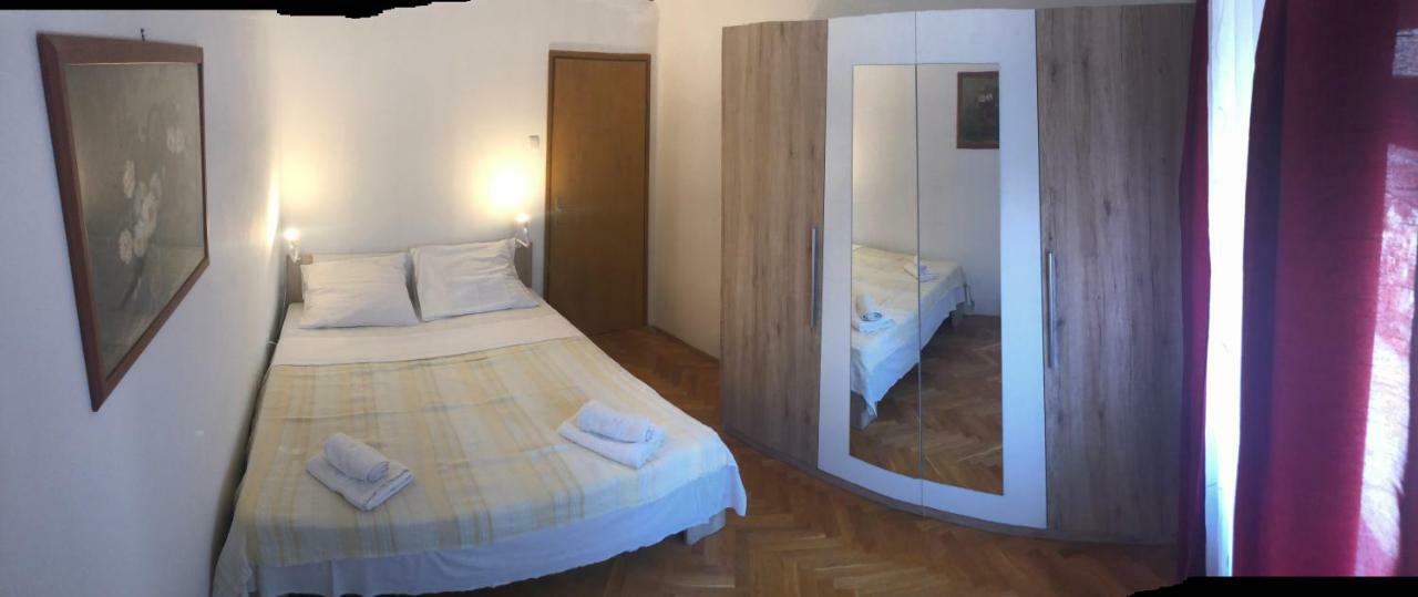 Apartment Kula Klenovica Esterno foto